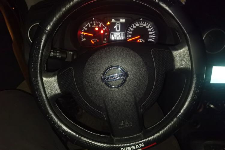 Used Nissan Qashqai 2011 2.0 XL Fire CVT 2WD Steering Wheel