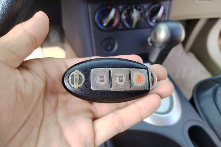Used Nissan Qashqai 2011 2.0 XL Fire CVT 2WD Vehicle Key