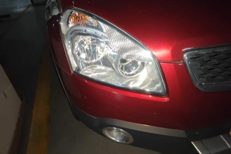 Used Nissan Qashqai 2011 2.0 XV Lea CVT 2WD Right Front Headlight