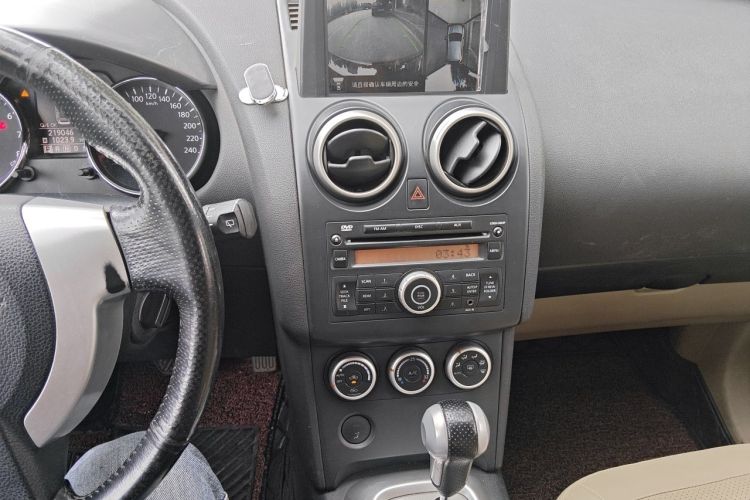Used Nissan Qashqai 2011 2.0 XV Lea CVT 2WD Audio And AC Panel