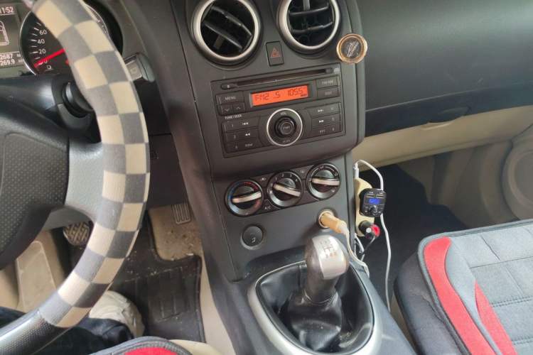 Used Nissan Qashqai 2011 1.6XE Wind 5MT 2WD Audio And AC Panel