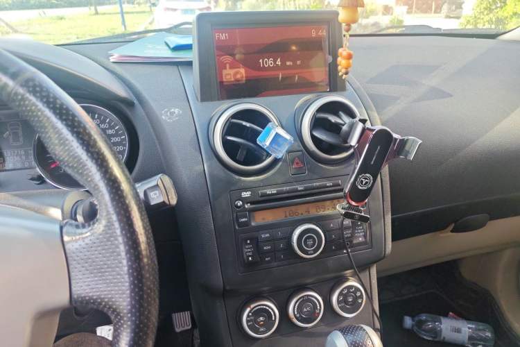 Used Nissan Qashqai 2011 2.0 XV Lea CVT 2WD Audio And AC Panel
