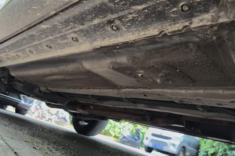 Used Nissan Qashqai 2011 2.0 XL Fire CVT 2WD Chassis Front Right