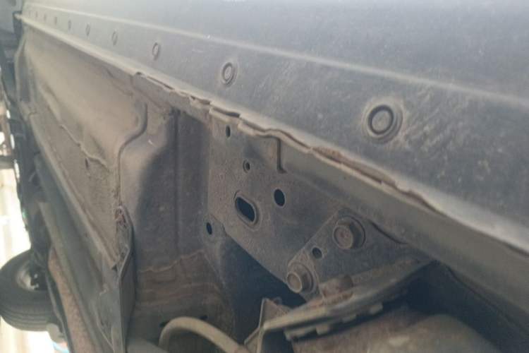 Used Nissan Qashqai 2011 2.0 XL Fire CVT 2WD Chassis Rear Left
