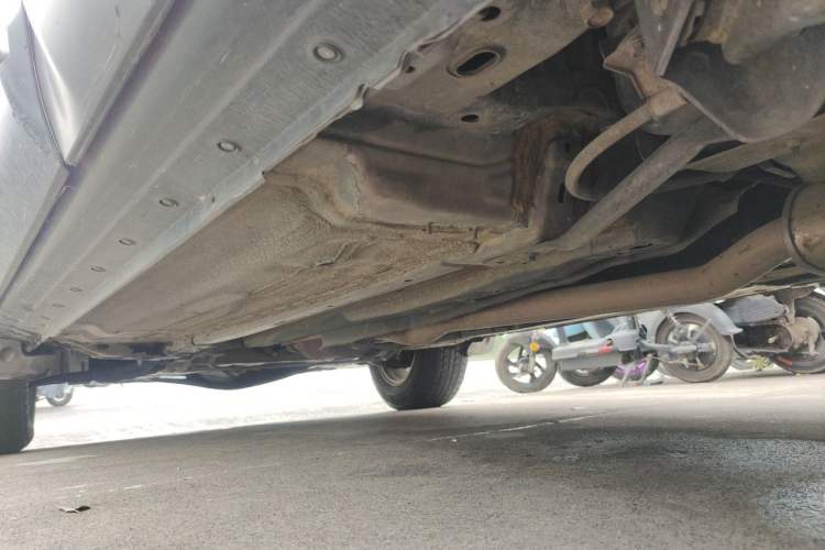 Used Nissan Qashqai 2011 2.0 XL Fire CVT 2WD Chassis Rear Left