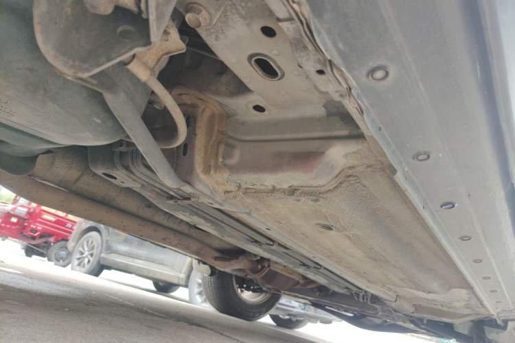 Used Nissan Qashqai 2011 2.0 XL Fire CVT 2WD Chassis Rear Right