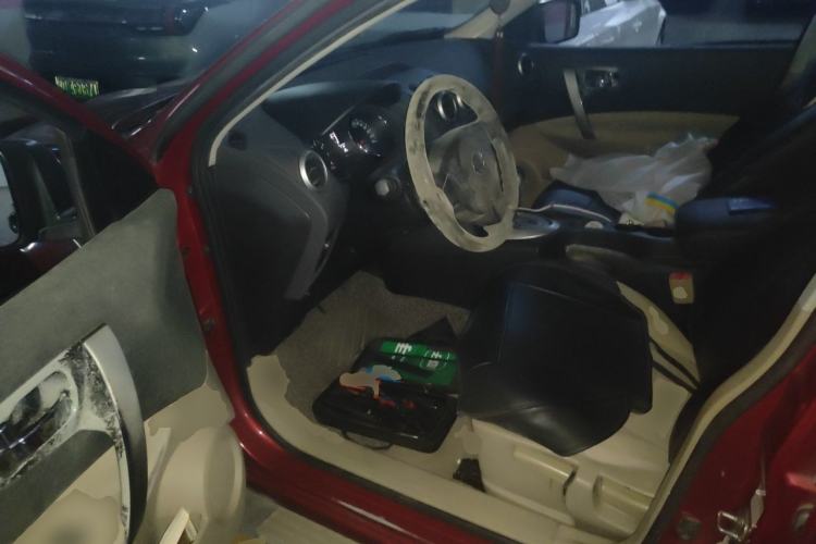 Used Nissan Qashqai 2011 2.0 XV Lea CVT 2WD Driver Seat