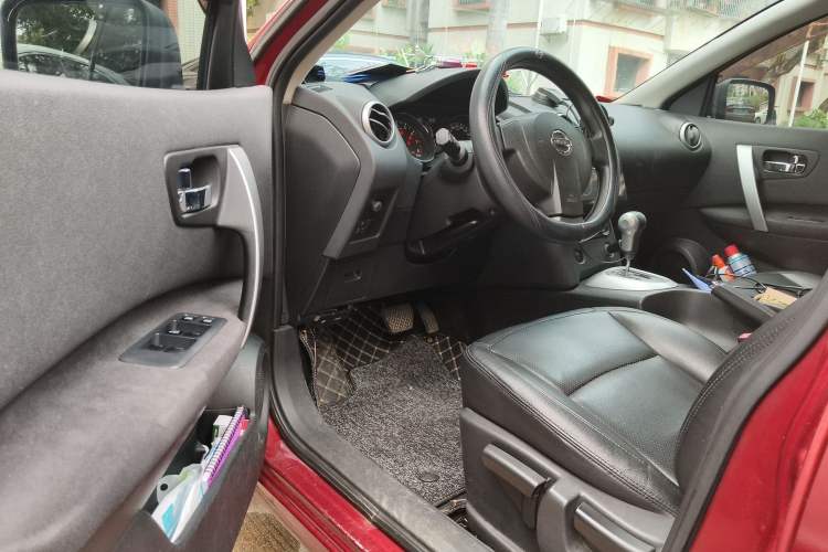 Used Nissan Qashqai 2011 2.0 XL Fire CVT 2WD Driver Seat