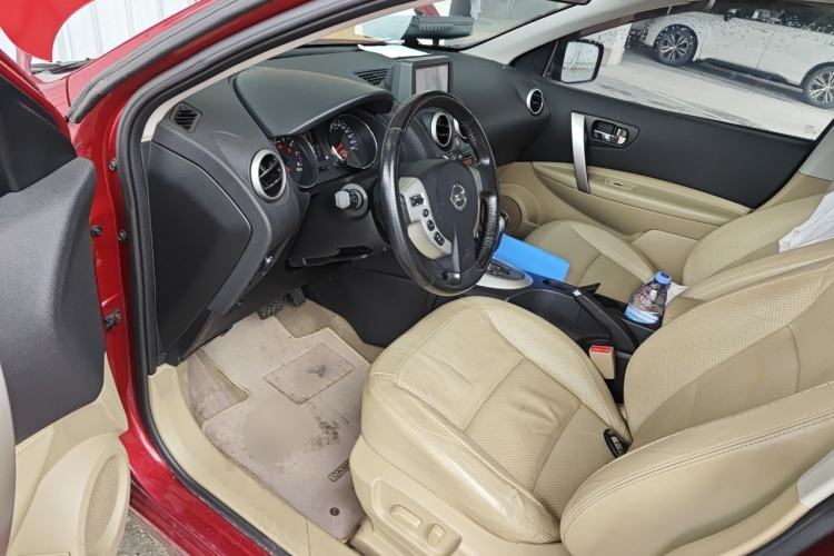 Used Nissan Qashqai 2011 2.0 XV Lea CVT 2WD Driver Seat