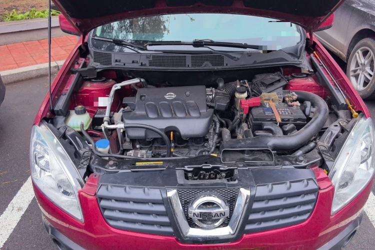 Used Nissan Qashqai 2011 2.0 XL Fire CVT 2WD Engine Bay