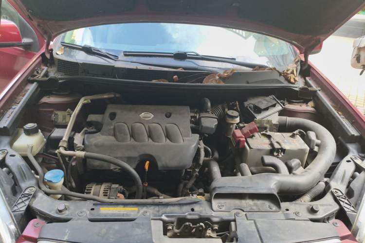 Used Nissan Qashqai 2011 2.0 XL Fire CVT 2WD Engine Bay