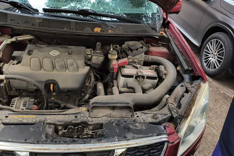 Used Nissan Qashqai 2011 2.0 XV Dragon CVT 4WD Engine Bay Left