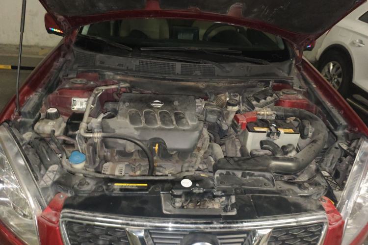 Used Nissan Qashqai 2011 2.0 XV Lea CVT 2WD Engine Bay