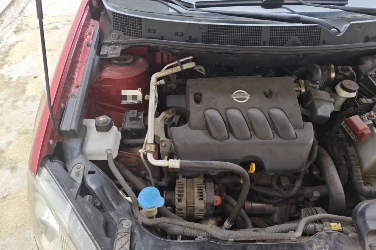 Used Nissan Qashqai 2011 2.0 XL Fire CVT 2WD Engine Bay Right