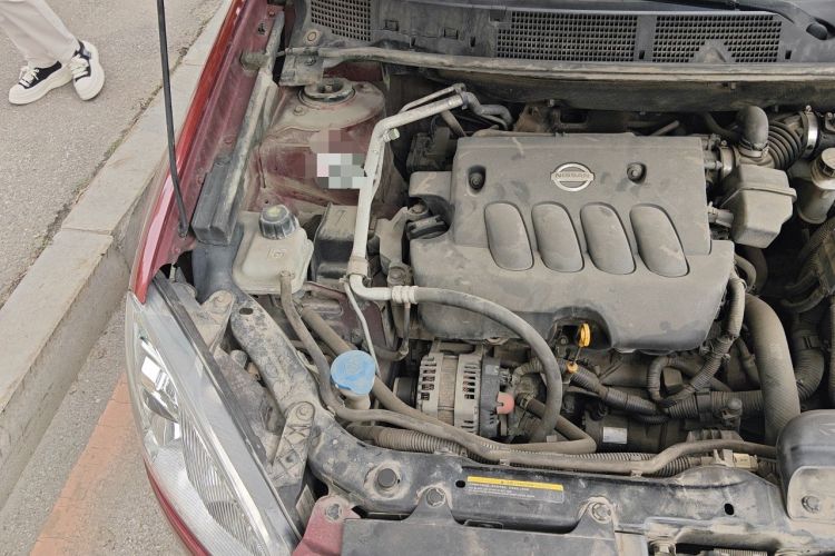 Used Nissan Qashqai 2011 2.0 XV Lea CVT 2WD Engine Bay Right