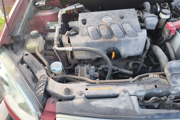Used Nissan Qashqai 2011 2.0 XV Lea CVT 2WD Engine Bay Right