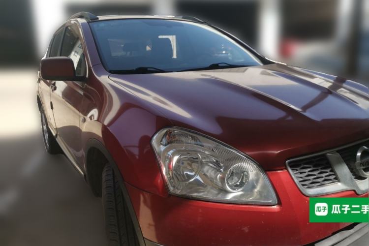 Used Nissan Qashqai 2011 2.0 XL Fire 6MT 2WD Front Right 45 Deg