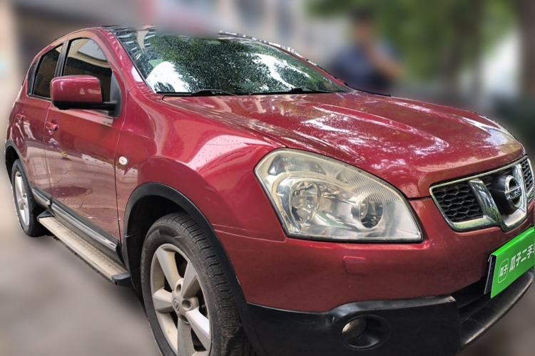 Used Nissan Qashqai 2011 2.0 XV Dragon CVT 4WD Front Right 45 Deg