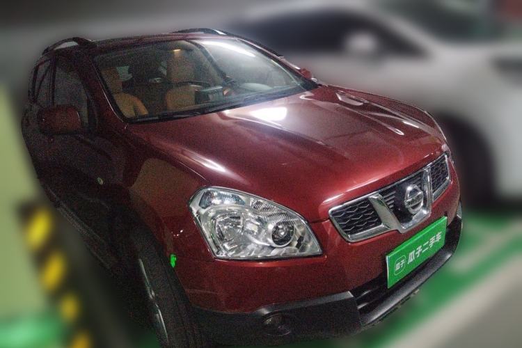 Used Nissan Qashqai 2011 2.0 XV Lea CVT 2WD Front Right 45 Deg