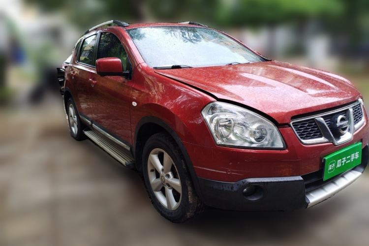Used Nissan Qashqai 2011 2.0 XV Lea CVT 2WD Front Right 45 Deg
