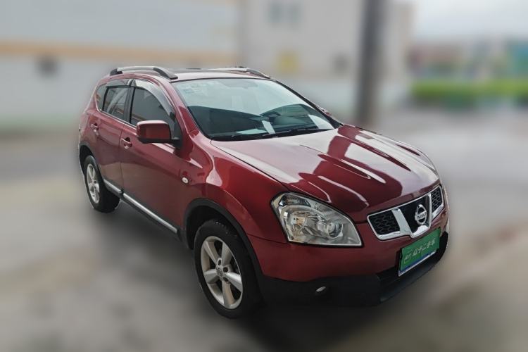 Used Nissan Qashqai 2011 2.0 XV Lea CVT 2WD Front Right 45 Deg