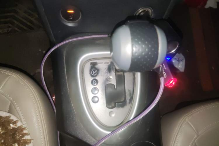 Used Nissan Qashqai 2011 2.0 XL Fire CVT 2WD Gear Lever