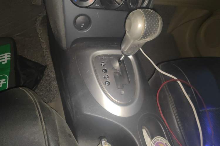 Used Nissan Qashqai 2011 2.0 XV Lea CVT 2WD Gear Lever