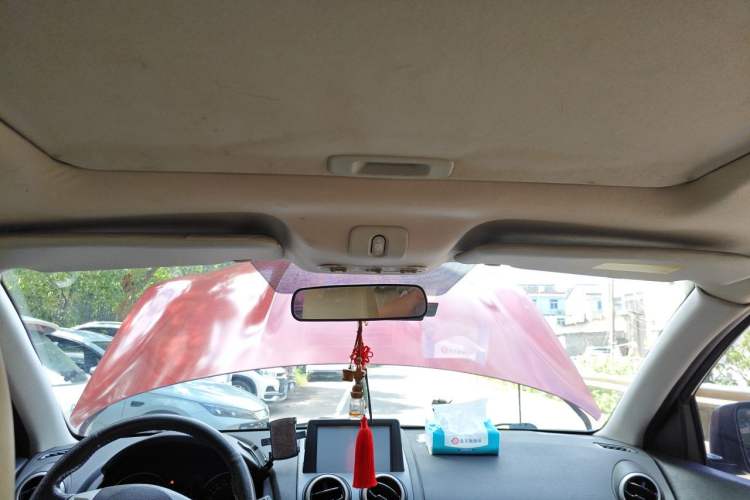Used Nissan Qashqai 2011 2.0 XL Fire CVT 2WD Headliner