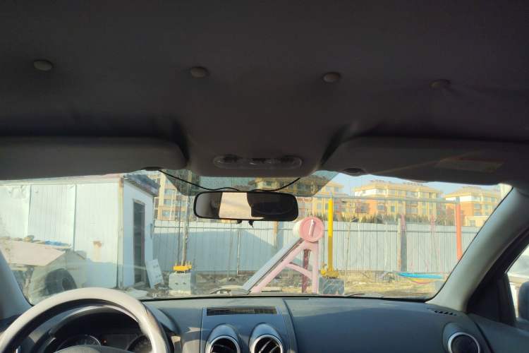Used Nissan Qashqai 2011 2.0 XL Fire 6MT 2WD Headliner