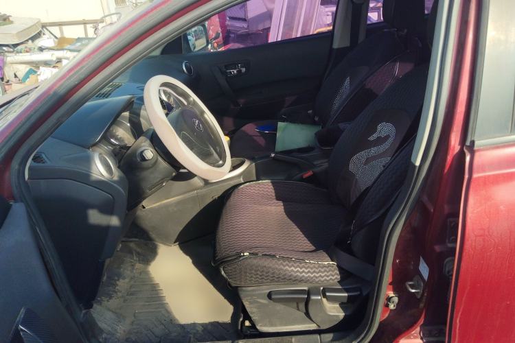 Used Nissan Qashqai 2011 2.0 XL Fire 6MT 2WD Left Front Seat