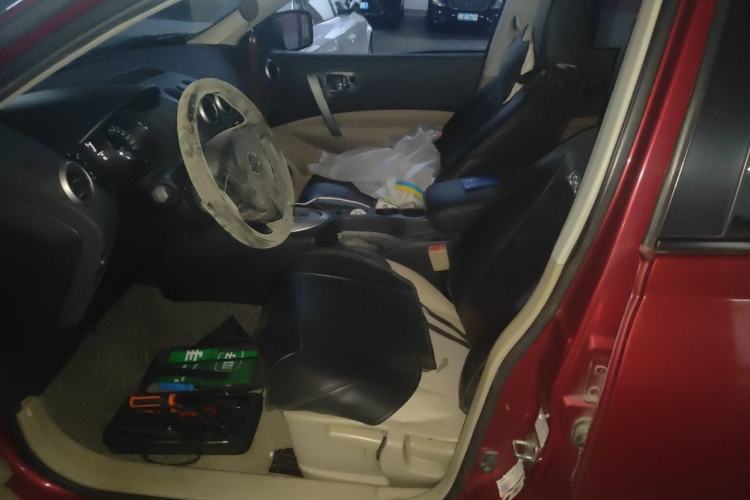 Used Nissan Qashqai 2011 2.0 XV Lea CVT 2WD Left Front Seat