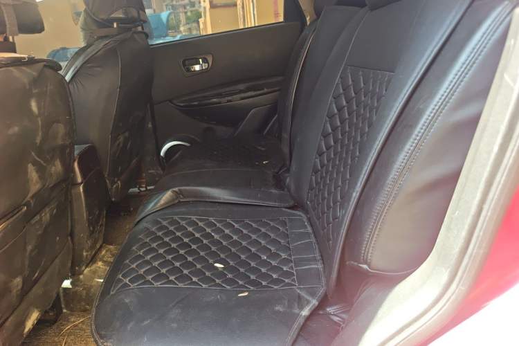 Used Nissan Qashqai 2011 2.0 XL Fire CVT 2WD Left Rear Seat