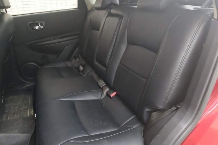Used Nissan Qashqai 2011 2.0 XL Fire CVT 2WD Left Rear Seat