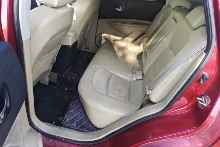 Used Nissan Qashqai 2011 2.0 XV Lea CVT 2WD Left Rear Seat