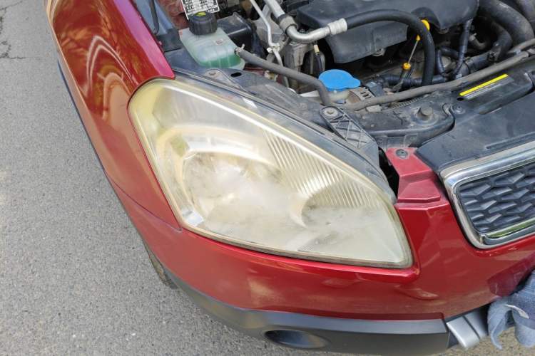 Used Nissan Qashqai 2011 2.0 XL Fire CVT 2WD Right Front Headlight