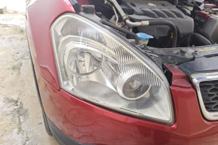 Used Nissan Qashqai 2011 2.0 XL Fire CVT 2WD Right Front Headlight