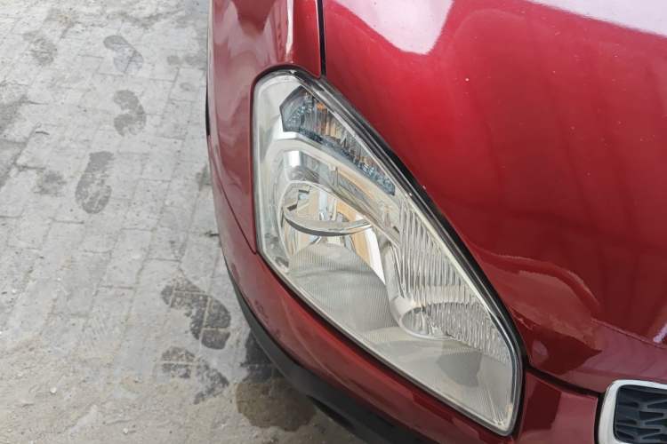 Used Nissan Qashqai 2011 2.0 XV Lea CVT 2WD Right Front Headlight