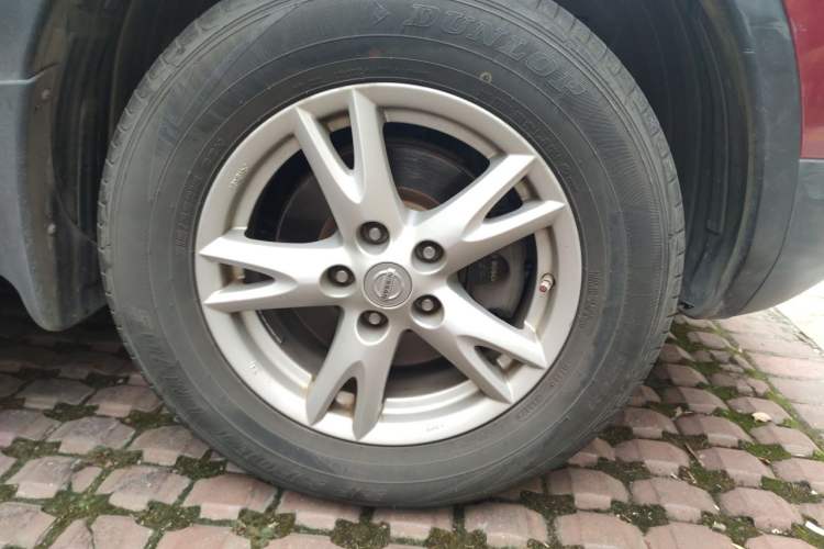 Used Nissan Qashqai 2011 1.6XE Wind 5MT 2WD Right Front Wheel Hub