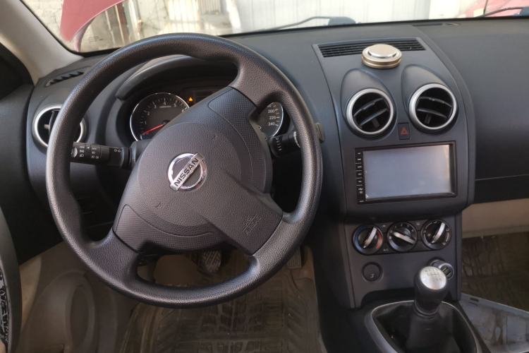 Used Nissan Qashqai 2011 2.0 XL Fire 6MT 2WD Steering Wheel