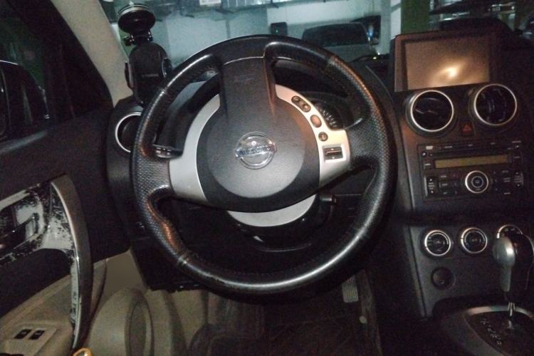 Used Nissan Qashqai 2011 2.0 XV Lea CVT 2WD Steering Wheel