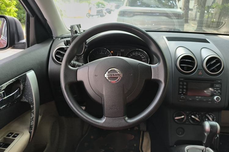 Used Nissan Qashqai 2011 2.0 XL Fire CVT 2WD Steering Wheel