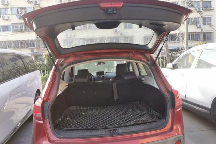 Used Nissan Qashqai 2011 2.0 XV Lea CVT 2WD Trunk