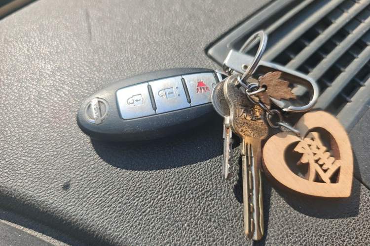 Used Nissan Qashqai 2011 2.0 XL Fire CVT 2WD Vehicle Key
