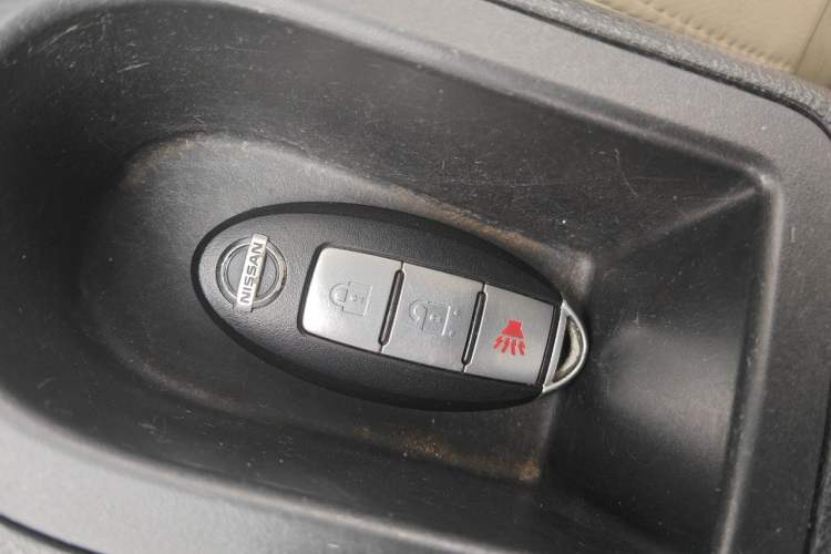 Used Nissan Qashqai 2011 2.0 XV Lea CVT 2WD Vehicle Key