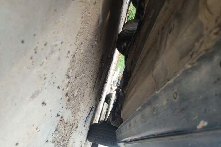 Used Nissan Qashqai 2011 2.0 XL Fire 6MT 2WD Chassis Front Left