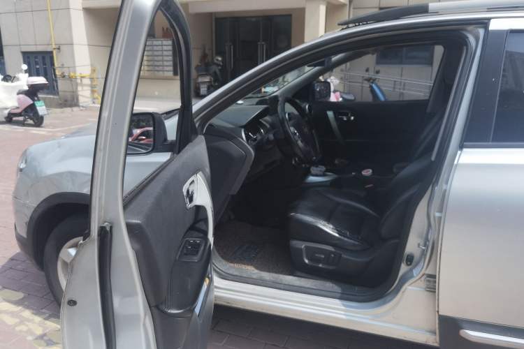 Used Nissan Qashqai 2011 2.0 XV Lea CVT 2WD Driver Seat