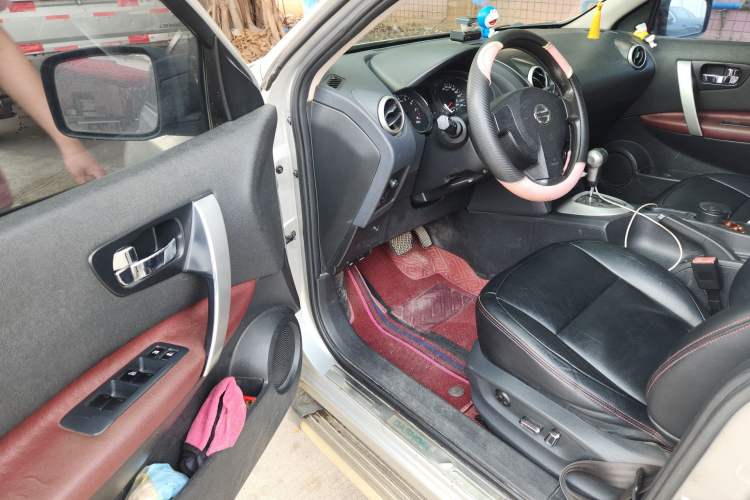 Used Nissan Qashqai 2011 2.0 XL Fire CVT 2WD Driver Seat