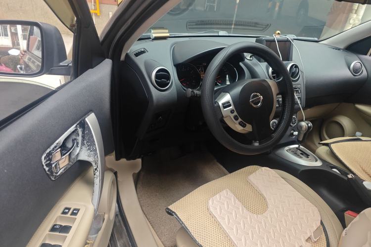 Used Nissan Qashqai 2011 2.0 XV Lea CVT 2WD Driver Seat