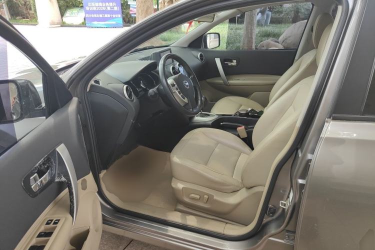 Used Nissan Qashqai 2011 2.0 XV Lea CVT 2WD Driver Seat