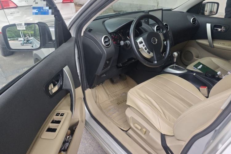 Used Nissan Qashqai 2011 2.0 XV Lea CVT 2WD Driver Seat